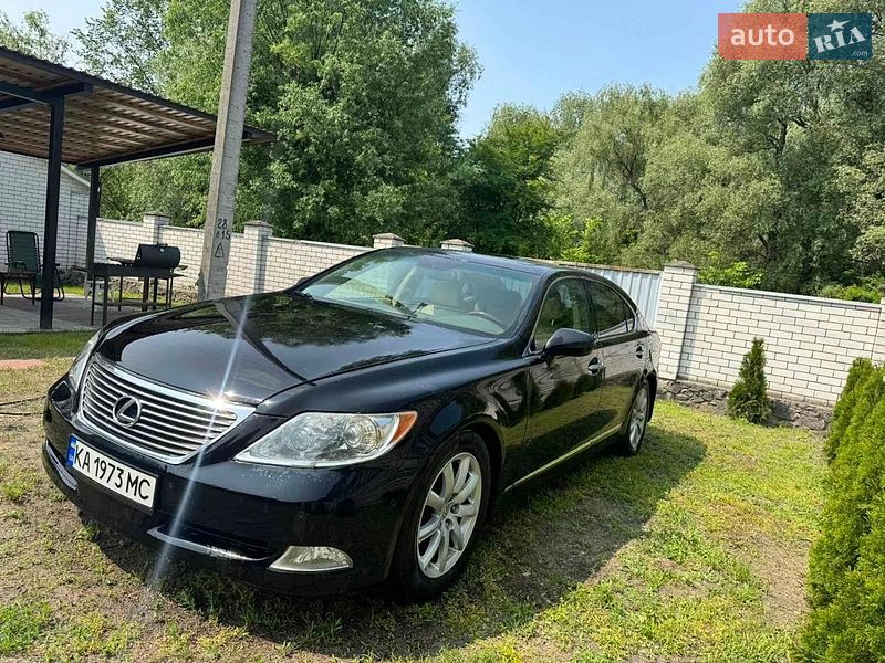 Седан Lexus LS 2007 в Києві