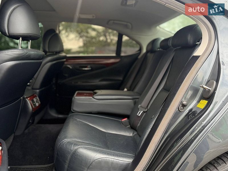 Седан Lexus LS 2011 в Одесі фото 21 Седан Lexus LS 2011 в Одесі