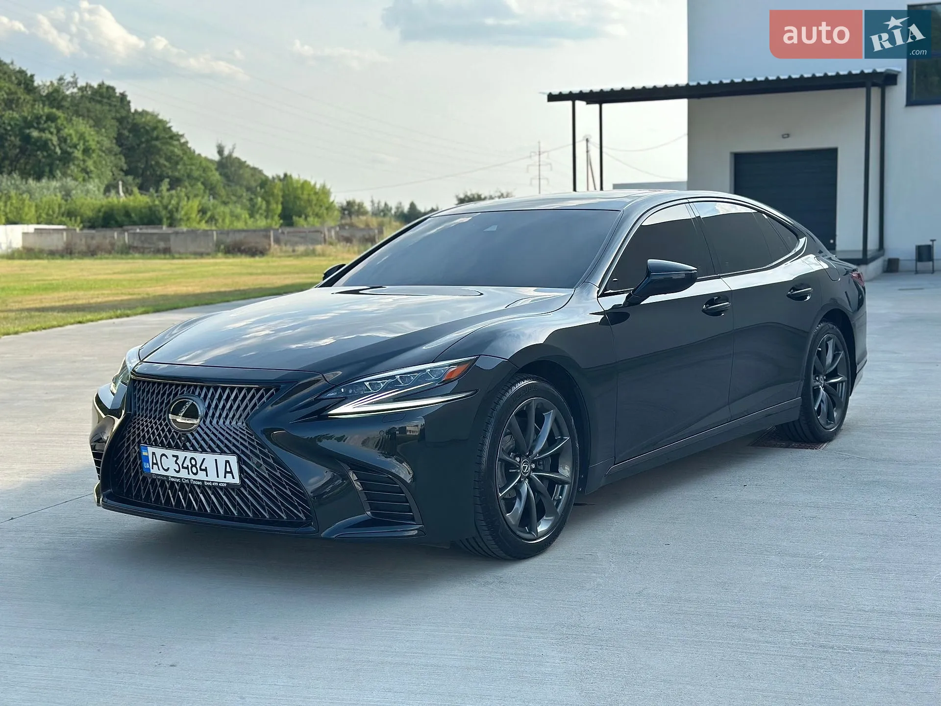 2018 Lexus LS - фото 1