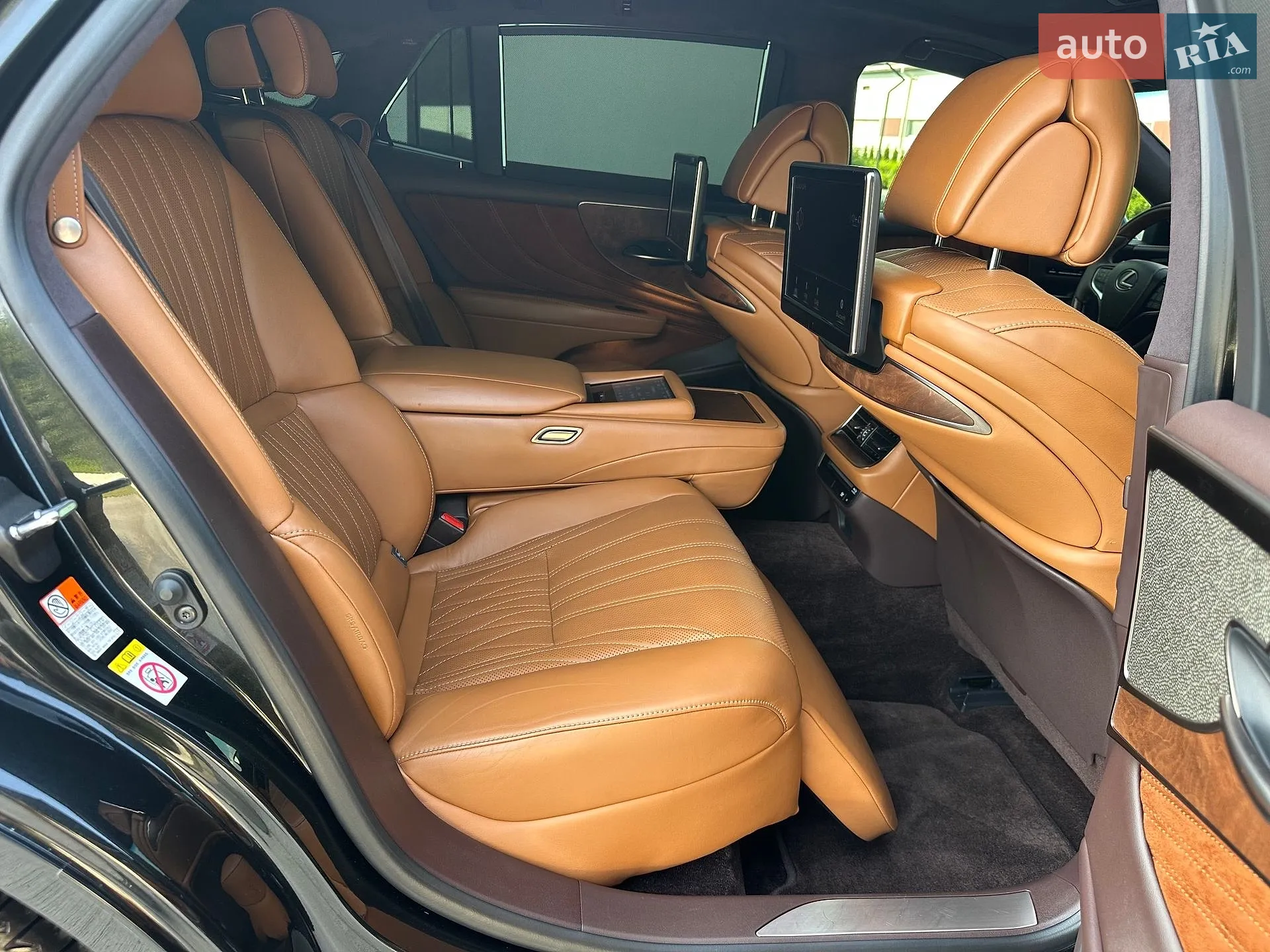 2018 Lexus LS - мініатюра 61