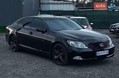 Седан Lexus LS 2007 в Киеве