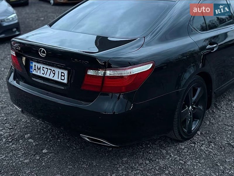 Седан Lexus LS 2007 в Киеве
