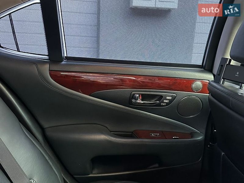 Седан Lexus LS 2007 в Житомире фото 19 Седан Lexus LS 2007 в Житомире