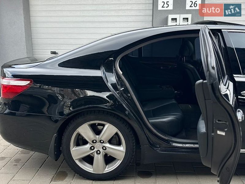 Седан Lexus LS 2007 в Житомире фото 22 Седан Lexus LS 2007 в Житомире