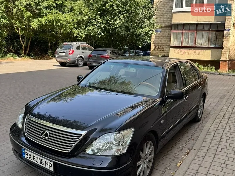 Lexus LS 2003