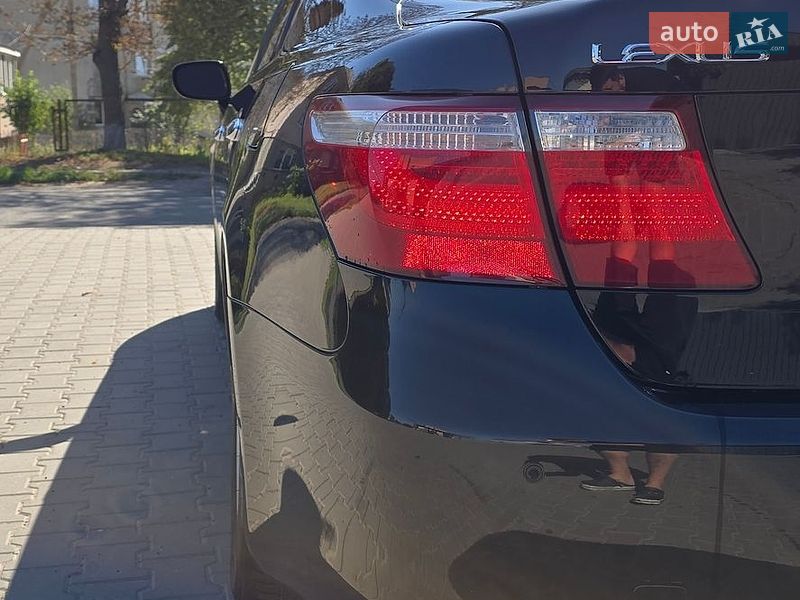 Седан Lexus LS 2007 в Славянске