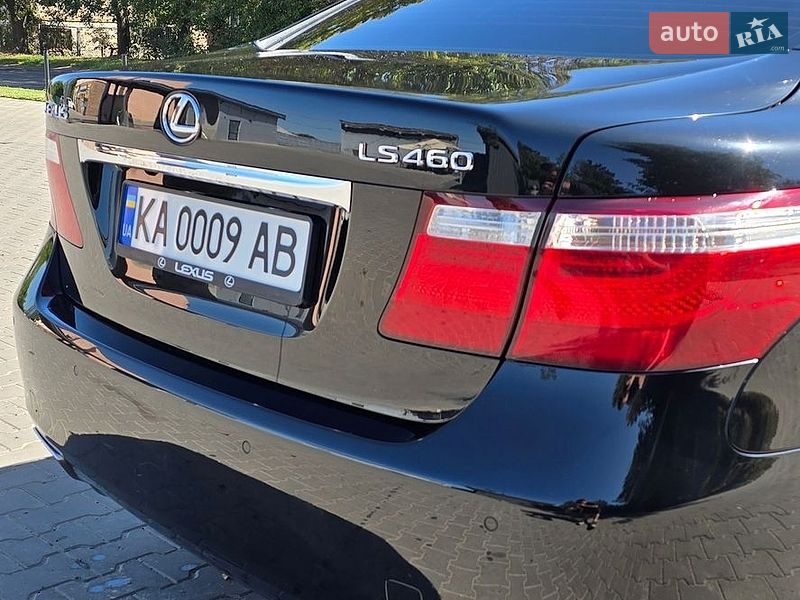Седан Lexus LS 2007 в Славянске