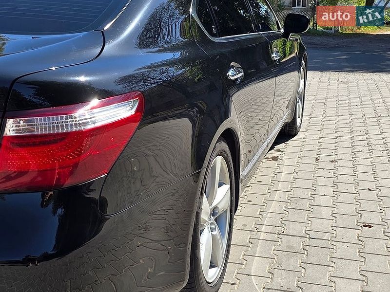 Седан Lexus LS 2007 в Славянске