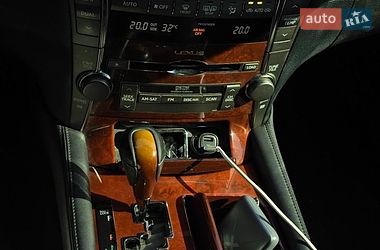 Седан Lexus LS 2007 в Славянске