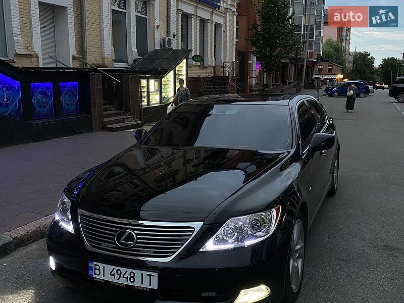 Седан Lexus LS 2007 в Полтаве