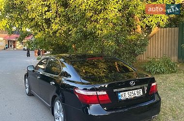 Седан Lexus LS 2007 в Полтаве