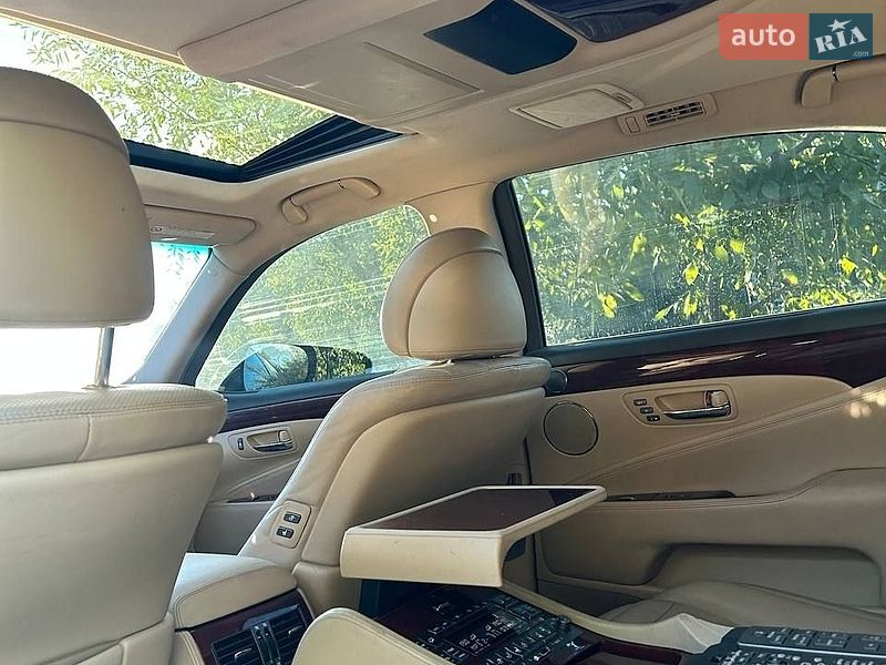 Седан Lexus LS 2007 в Полтаве