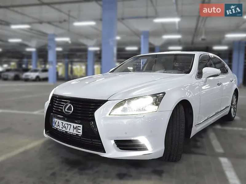 Lexus LS 2013