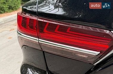 Седан Lexus LS 2018 в Киеве