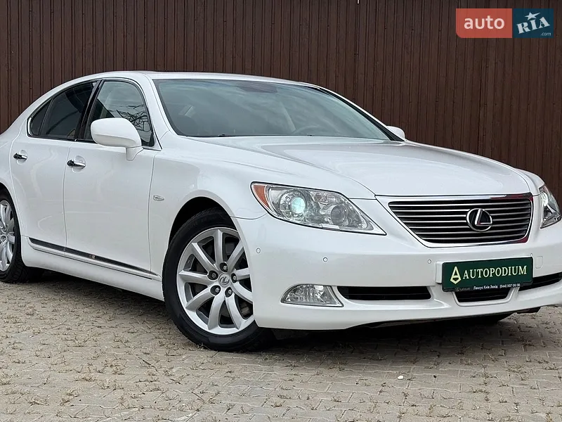 Lexus LS 2008
