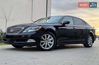 Седан Lexus LS 2009 в Ужгороді Седан Lexus LS 2009 в Ужгороді
