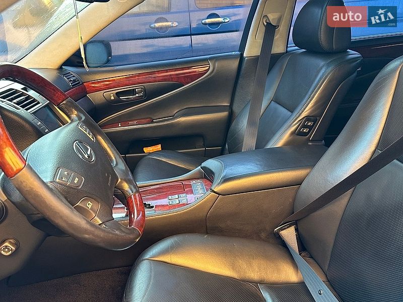 Седан Lexus LS 2008 в Белой Церкви