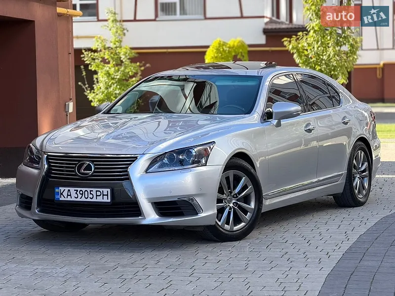 Lexus LS 2013