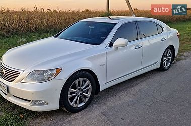 Седан Lexus LS 2008 в Білій Церкві