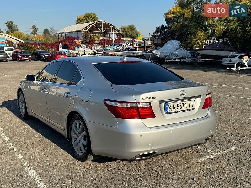 Lexus LS 2007