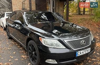 Седан Lexus LS 2007 в Умани