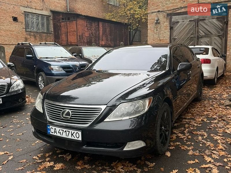 Седан Lexus LS 2007 в Умани