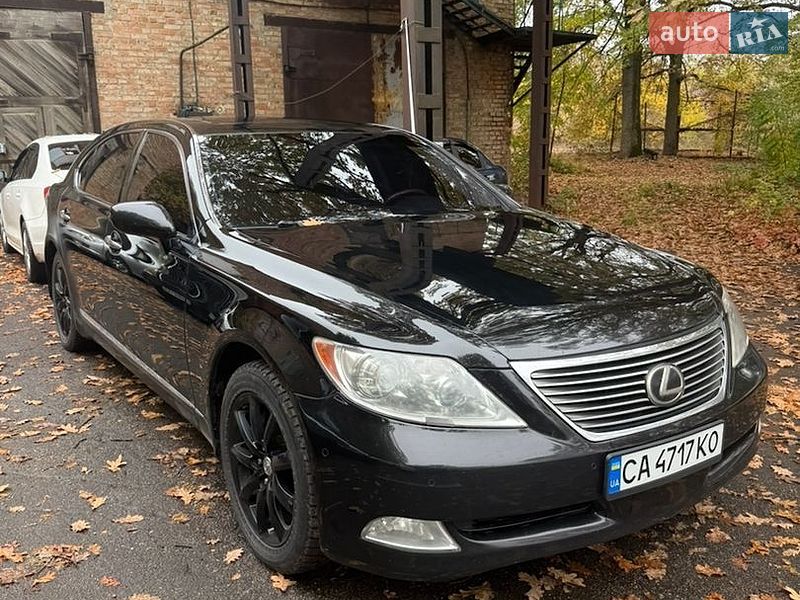 Седан Lexus LS 2007 в Умани