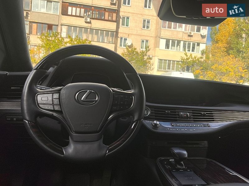 Седан Lexus LS 2017 в Києві