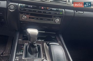 Седан Lexus LS 2013 в Львові