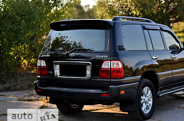 Внедорожник / Кроссовер Lexus LX 2003 в 