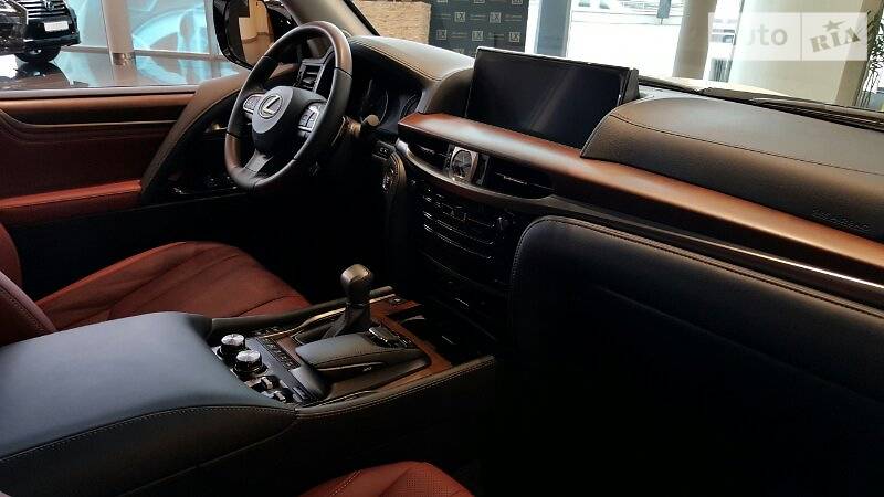 Внедорожник / Кроссовер Lexus LX 2015 в Киеве