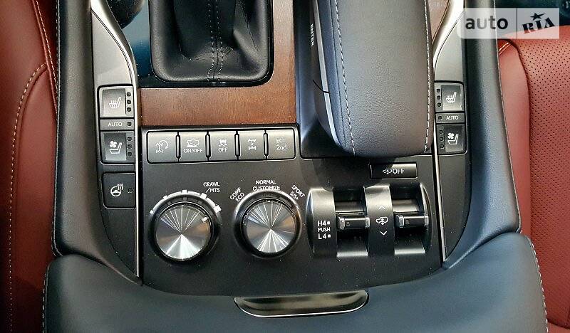 Внедорожник / Кроссовер Lexus LX 2015 в Киеве