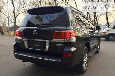 Внедорожник / Кроссовер Lexus LX 2013 в Киеве