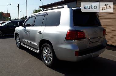 Внедорожник / Кроссовер Lexus LX 2008 в Киеве