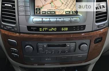 Позашляховик / Кросовер Lexus LX 2003 в 