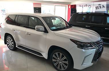 Внедорожник / Кроссовер Lexus LX 2016 в Черкассах