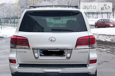 Внедорожник / Кроссовер Lexus LX 2008 в Киеве