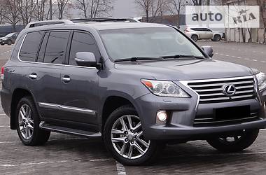 Внедорожник / Кроссовер Lexus LX 2013 в Одессе