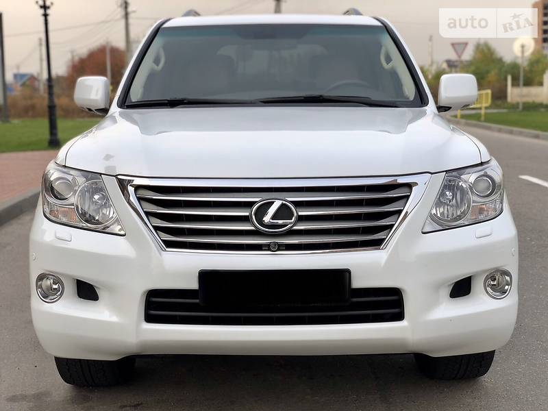 Внедорожник / Кроссовер Lexus LX 2008 в Киеве