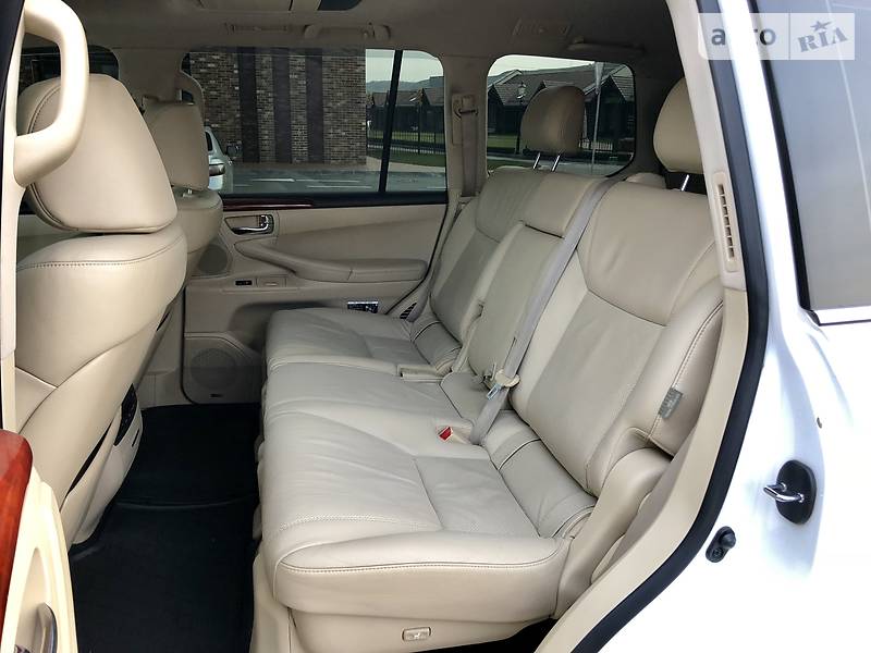 Внедорожник / Кроссовер Lexus LX 2008 в Киеве