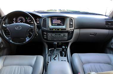 Внедорожник / Кроссовер Lexus LX 2007 в 