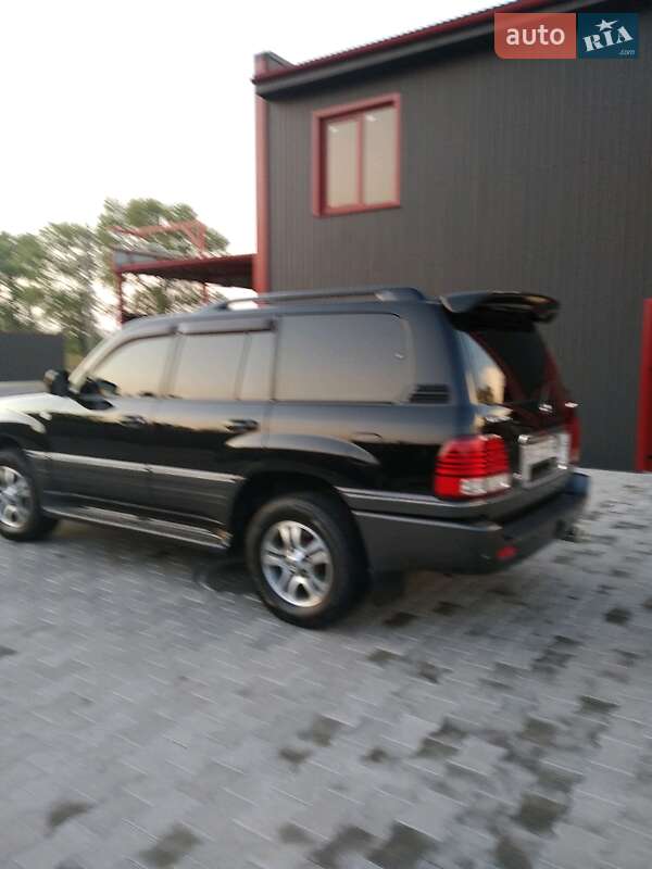 Позашляховик / Кросовер Lexus LX 2006 в Бучачі