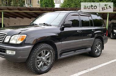 Внедорожник / Кроссовер Lexus LX 2005 в Черновцах