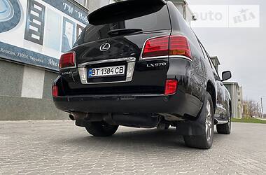 Внедорожник / Кроссовер Lexus LX 2010 в Херсоне