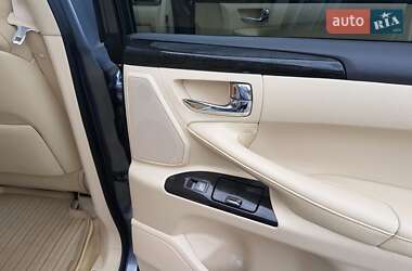 Внедорожник / Кроссовер Lexus LX 2012 в 
