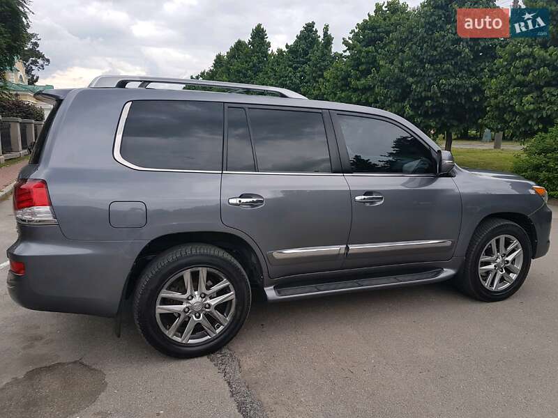 Позашляховик / Кросовер Lexus LX 2012 в Умані