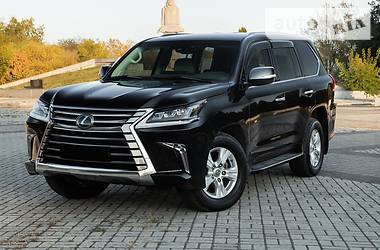 Позашляховик / Кросовер Lexus LX 2017 в 