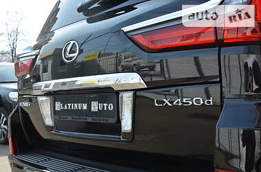 Позашляховик / Кросовер Lexus LX 2017 в 