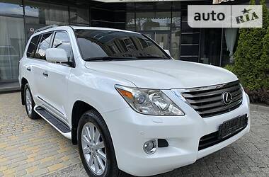 Позашляховик / Кросовер Lexus LX 2008 в 