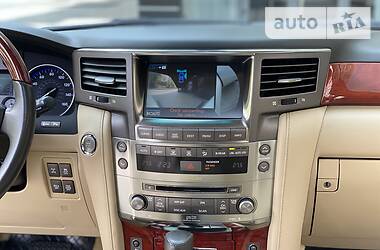 Позашляховик / Кросовер Lexus LX 2008 в 